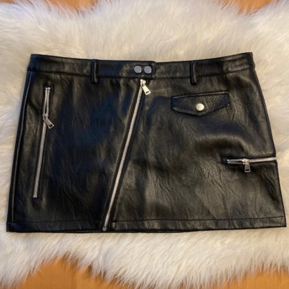 Topshop Faux Leather Mini Skirt, size UK14/US10